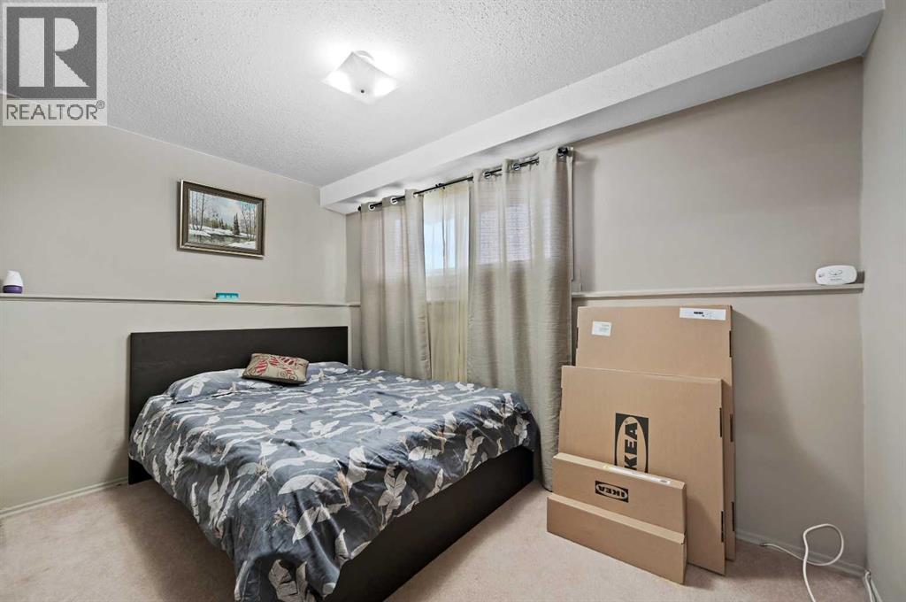 11203 6 Street Sw, Calgary, Alberta  T2W 0E9 - Photo 19 - A2261330