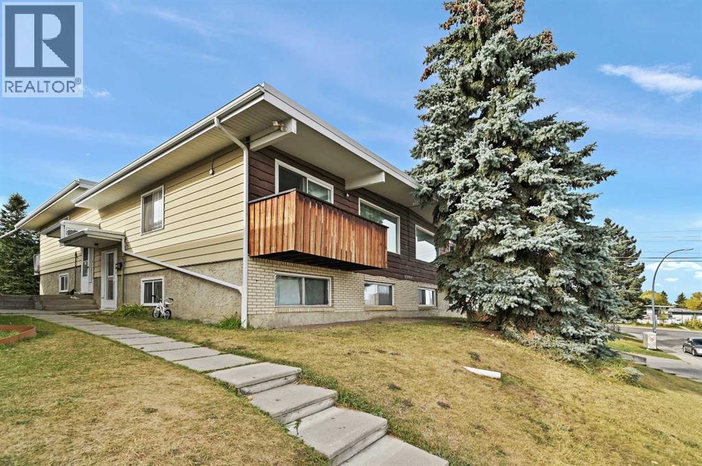 11203 6 Street Sw, Calgary, Alberta  T2W 0E9 - Photo 3 - A2261330