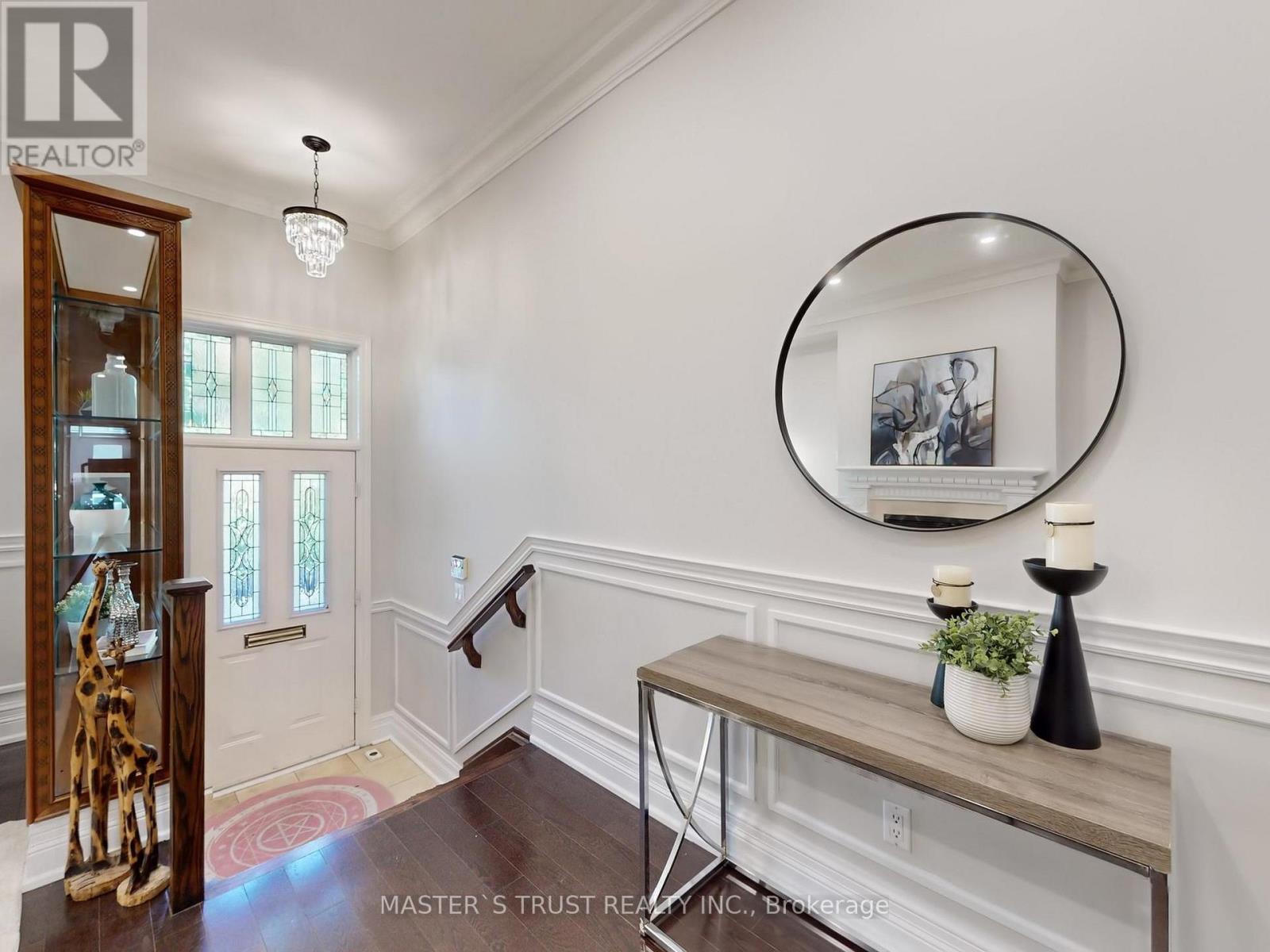 11 - 260 Russell Hill Road, Toronto (Casa Loma), Ontario  M4V 2T2 - Photo 2 - C12445074