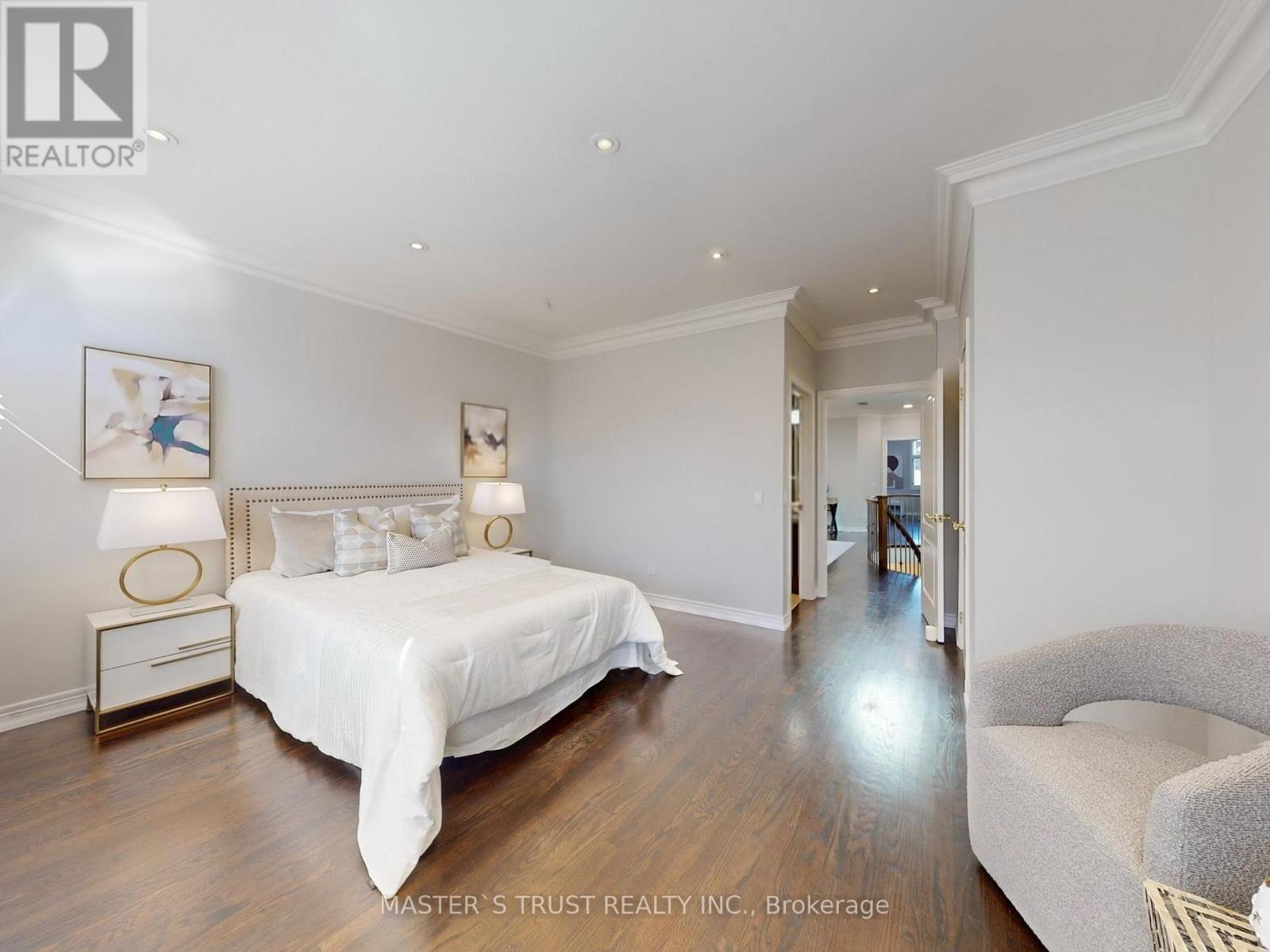 11 - 260 Russell Hill Road, Toronto (Casa Loma), Ontario  M4V 2T2 - Photo 39 - C12445074