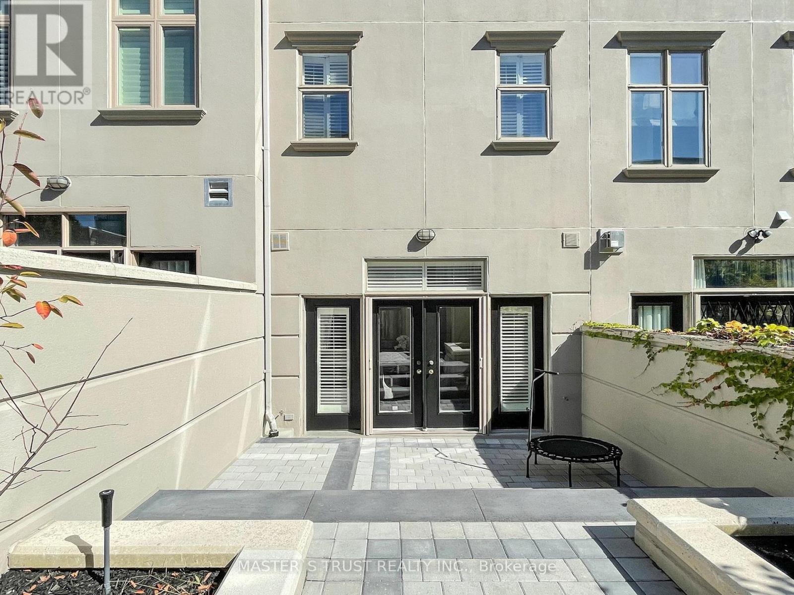 11 - 260 Russell Hill Road, Toronto (Casa Loma), Ontario  M4V 2T2 - Photo 48 - C12445074