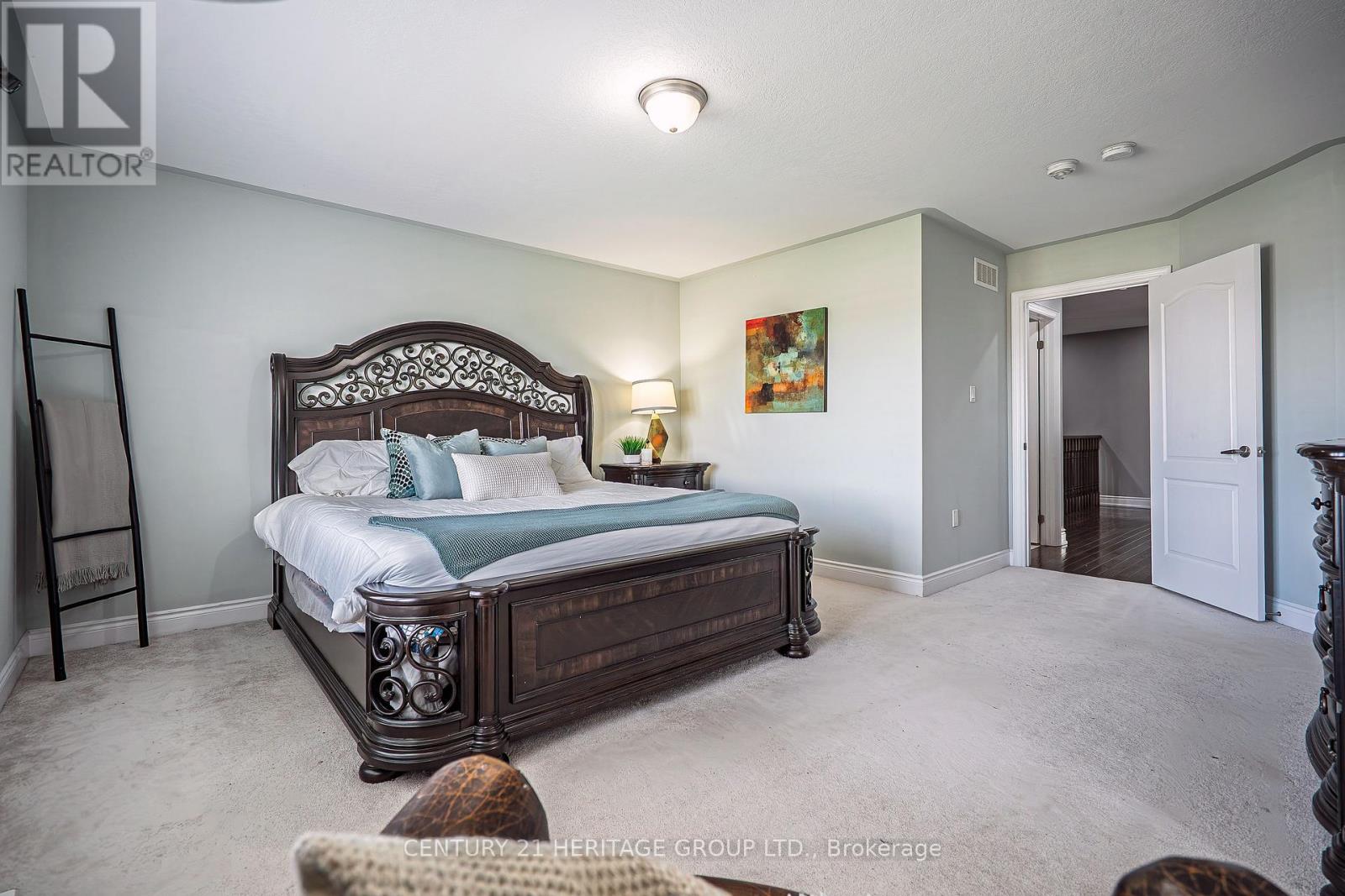 89 Sutherland Avenue, Bradford West Gwillimbury (Bradford), Ontario  L3Z 4H4 - Photo 23 - N12445058