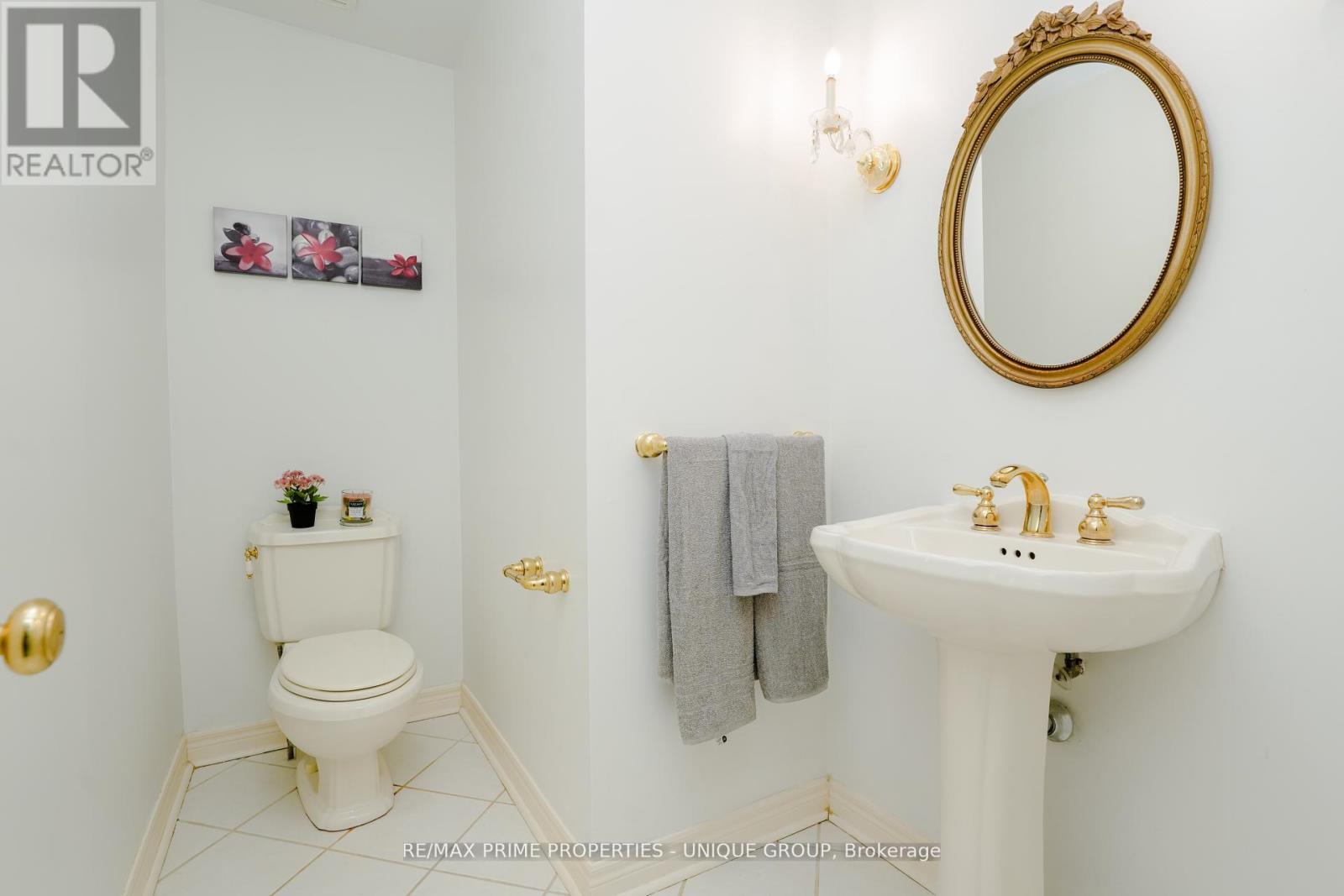 9 Longwater Chase, Markham (Unionville), Ontario  L3R 4A1 - Photo 11 - N12445067