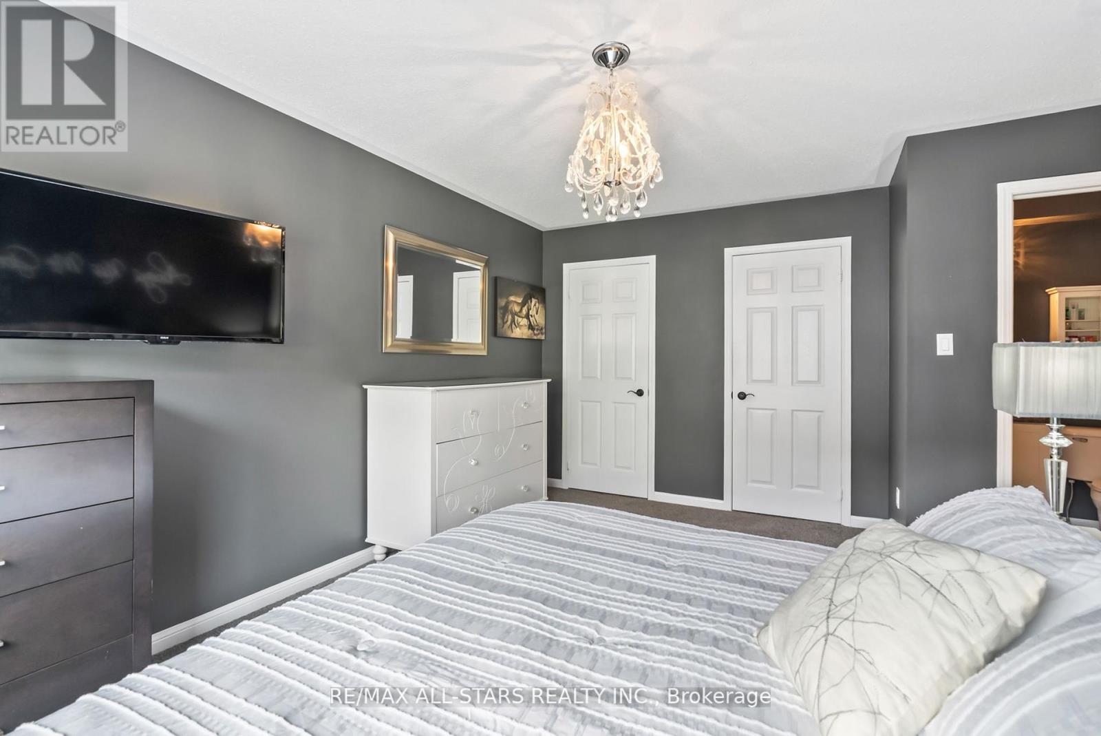 32 Meadows End Crescent, Uxbridge, Ontario  L9P 0A5 - Photo 17 - N12445079