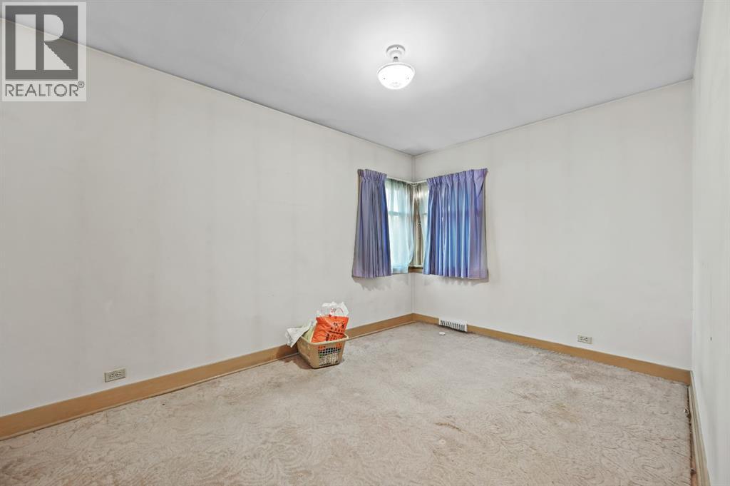 422 23 Avenue Nw, Calgary, Alberta  T2M 1S4 - Photo 5 - A2261183