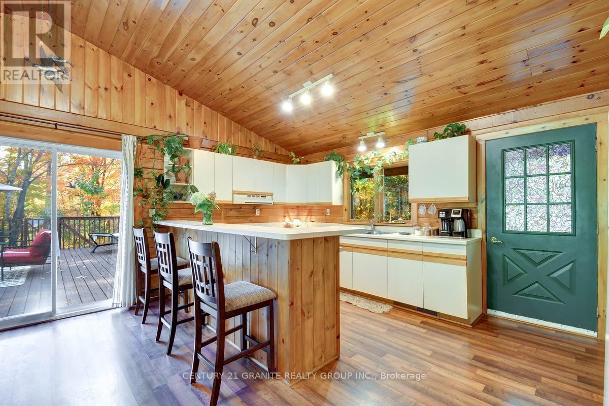 1831 South Baptiste Lake Road, Hastings Highlands, Ontario  K0L 1C0 - Photo 11 - X12445089