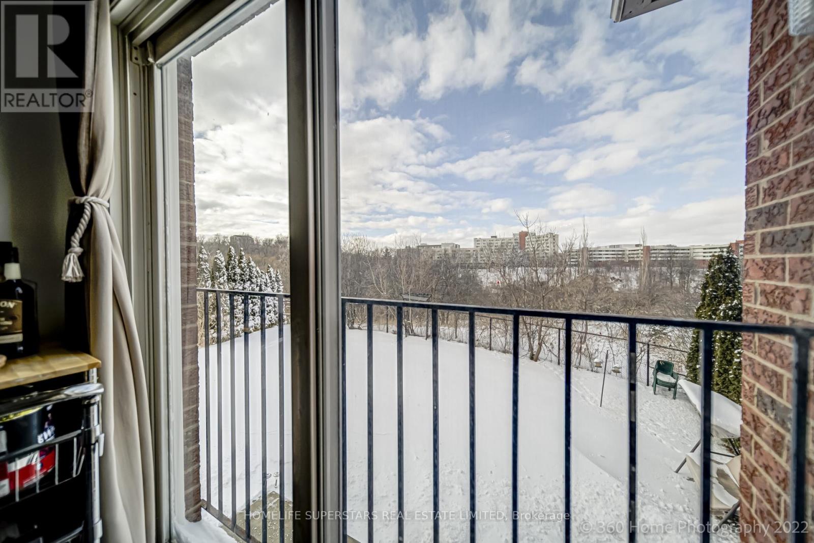 93 Mare Crescent, Toronto, Ontario  M9W 7E5 - Photo 11 - W12445084