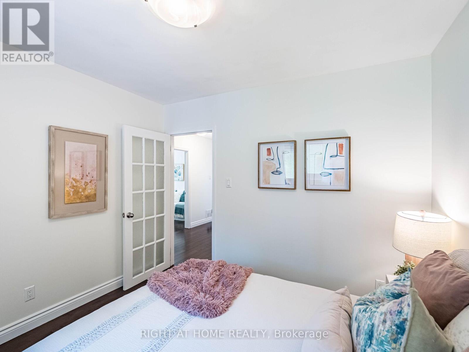 118 Bonham Boulevard, Mississauga (Streetsville), Ontario  L5M 1C7 - Photo 27 - W12445085