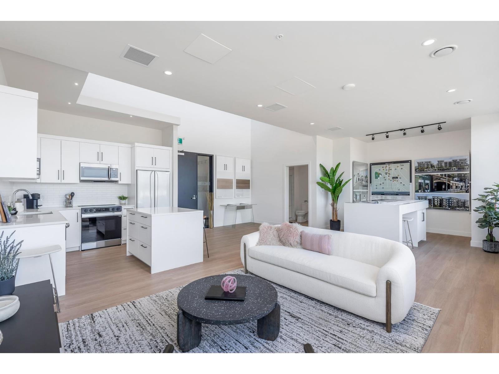 400 2060 Mccallum Road, Abbotsford, British Columbia  V2S 8B2 - Photo 4 - C8072756