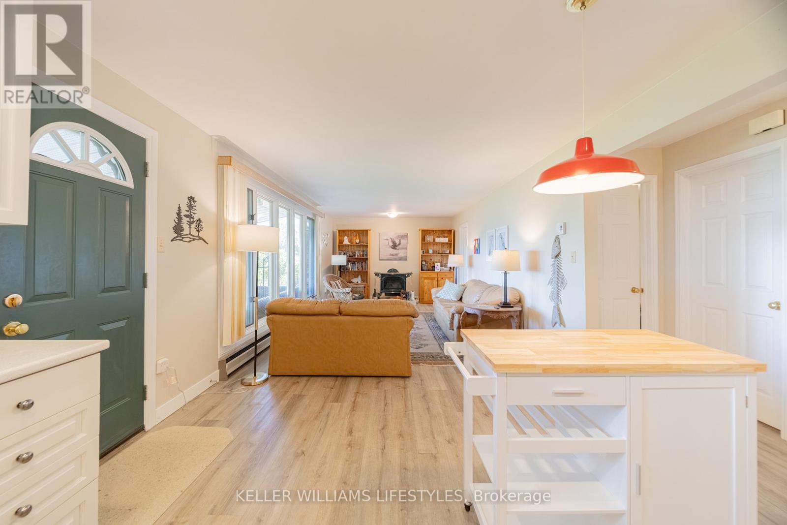 72553 Princess Street, Bluewater (Hay), Ontario  N0M 2T0 - Photo 8 - X12445101