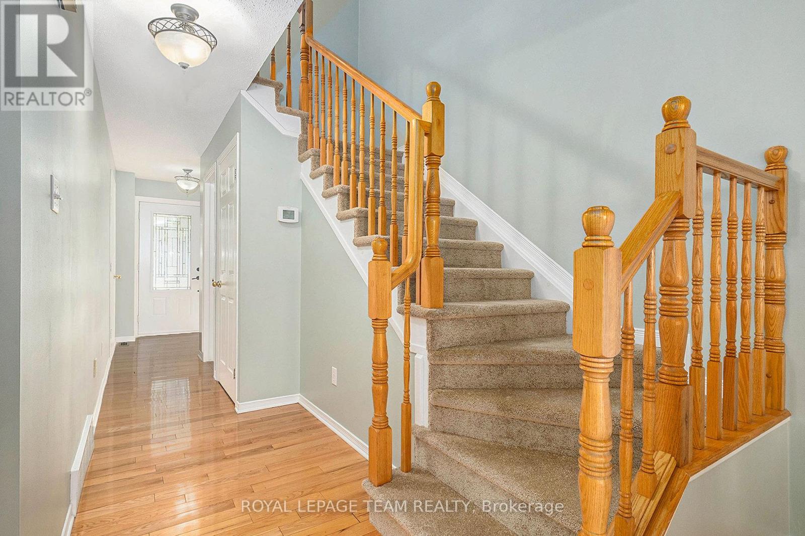 93 Royal Oak Court Court, Ottawa, Ontario  K1T 3N9 - Photo 14 - X12445100