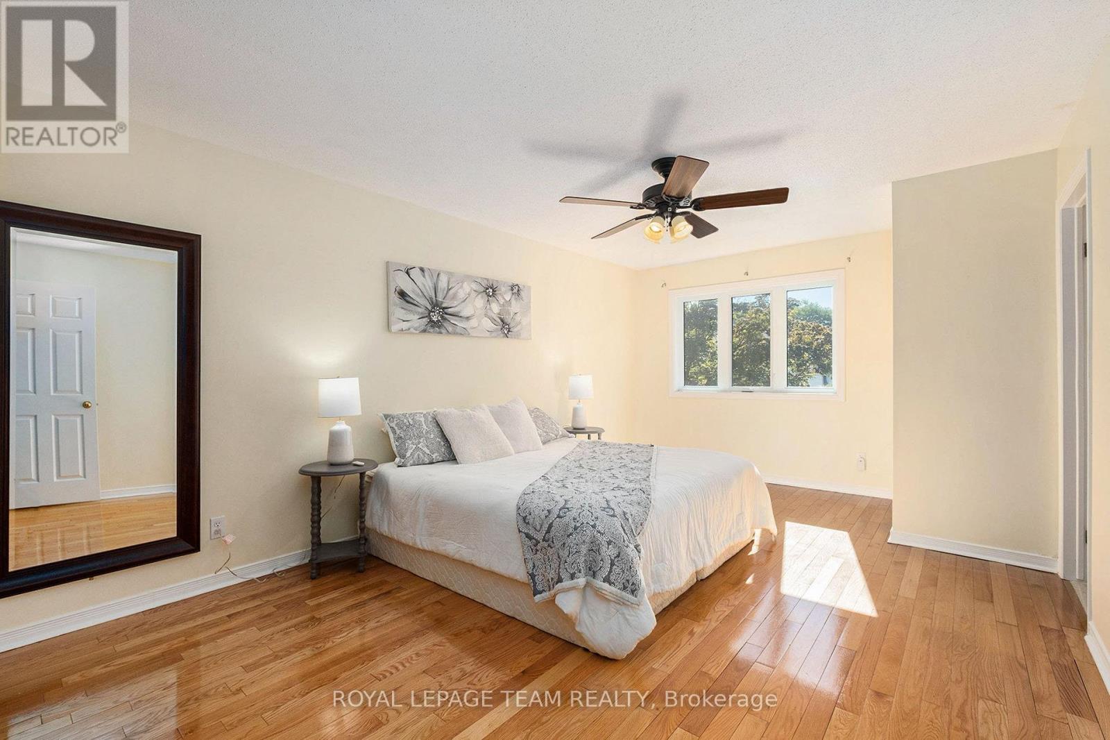 93 Royal Oak Court Court, Ottawa, Ontario  K1T 3N9 - Photo 15 - X12445100