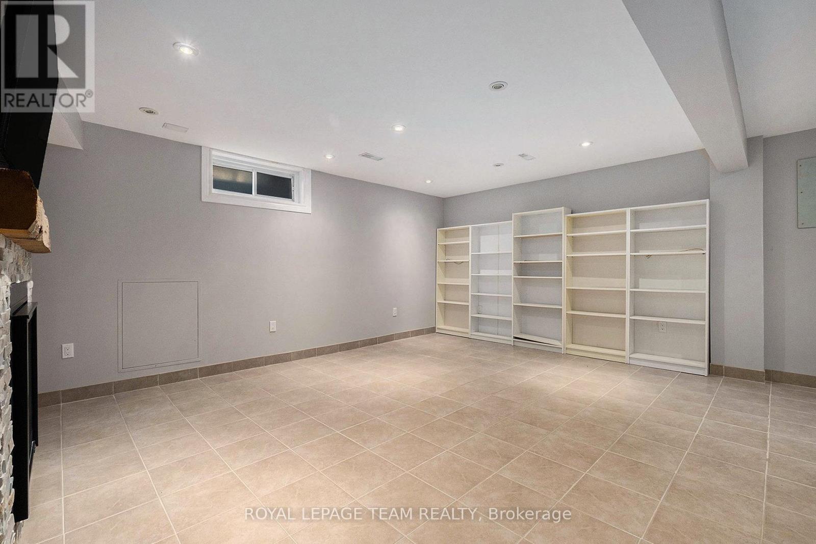 93 Royal Oak Court Court, Ottawa, Ontario  K1T 3N9 - Photo 27 - X12445100