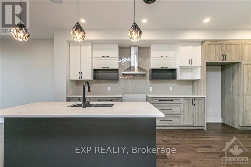 A - 861 Connaught Avenue, Ottawa, Ontario  K2B 5M5 - Photo 11 - X12445122