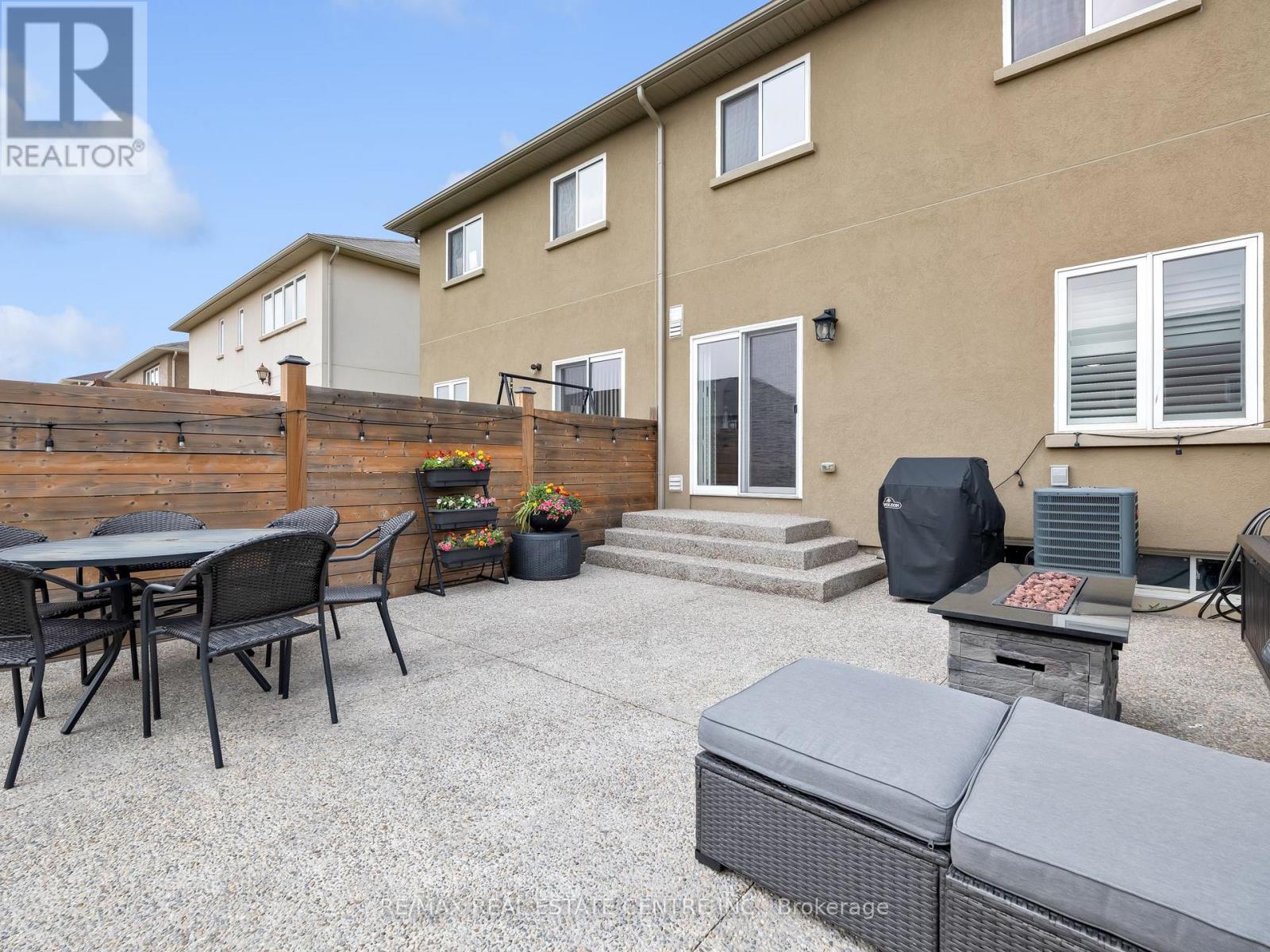 99 Penny Lane, Hamilton, Ontario  L8J 0E3 - Photo 28 - X12445056