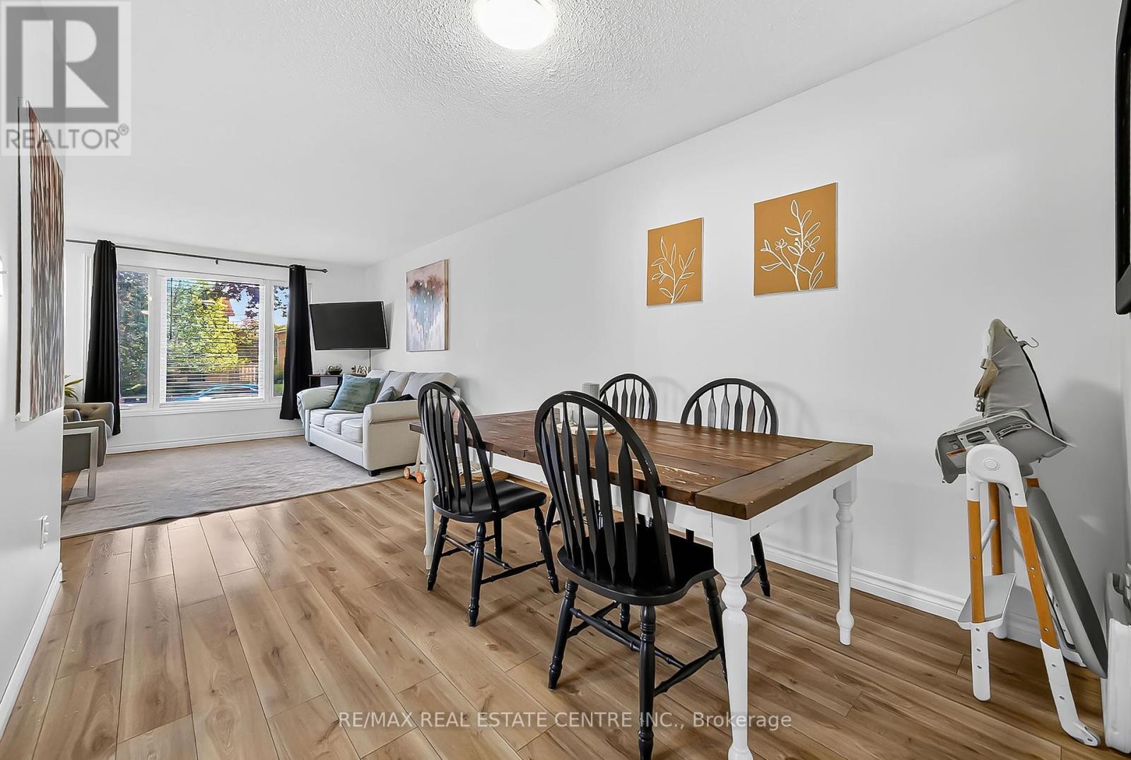 1131 Pearson Drive, Woodstock (Woodstock - North), Ontario  N4S 8J4 - Photo 7 - X12445069