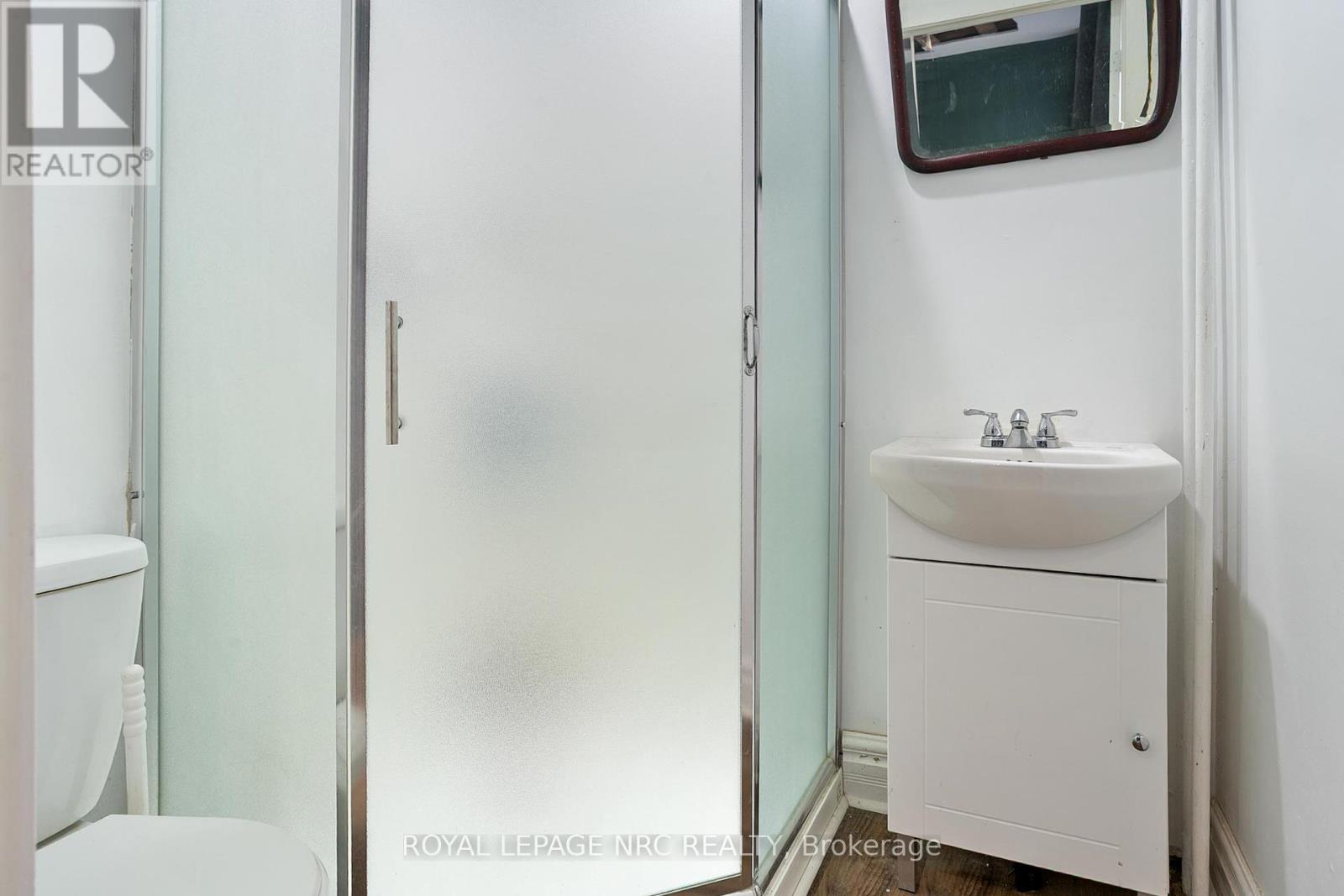 301 Derby Road, Fort Erie, Ontario  L0S 1B0 - Photo 12 - X12445133