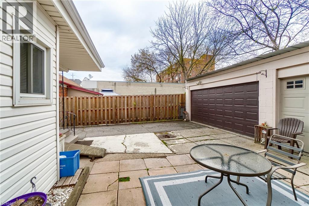 160 Welland Avenue, St. Catharines, Ontario  L2R 2N6 - Photo 31 - 40776432