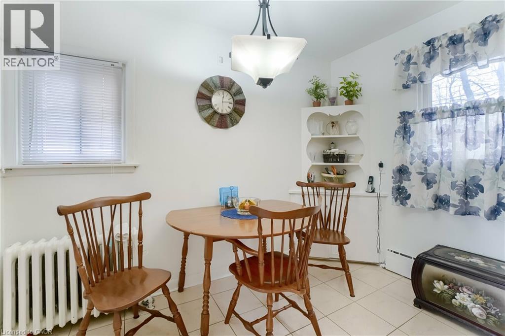160 Welland Avenue, St. Catharines, Ontario  L2R 2N6 - Photo 9 - 40776432