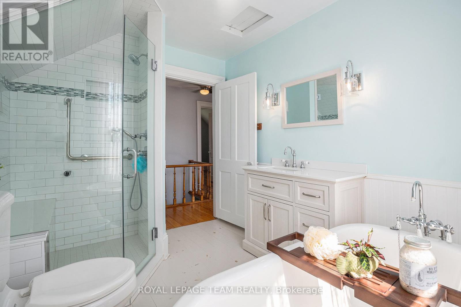20468 7, Tay Valley, Ontario  K0H 2B0 - Photo 18 - X12120437