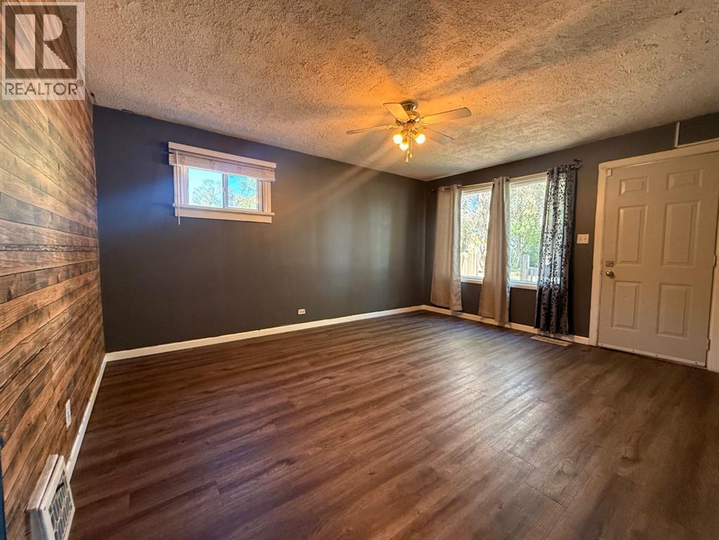 4807 49 Street, Lloydminster, Saskatchewan  S9V 0L9 - Photo 5 - A2237865