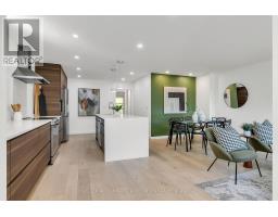 106 LEYTON AVENUE, Toronto, Ontario