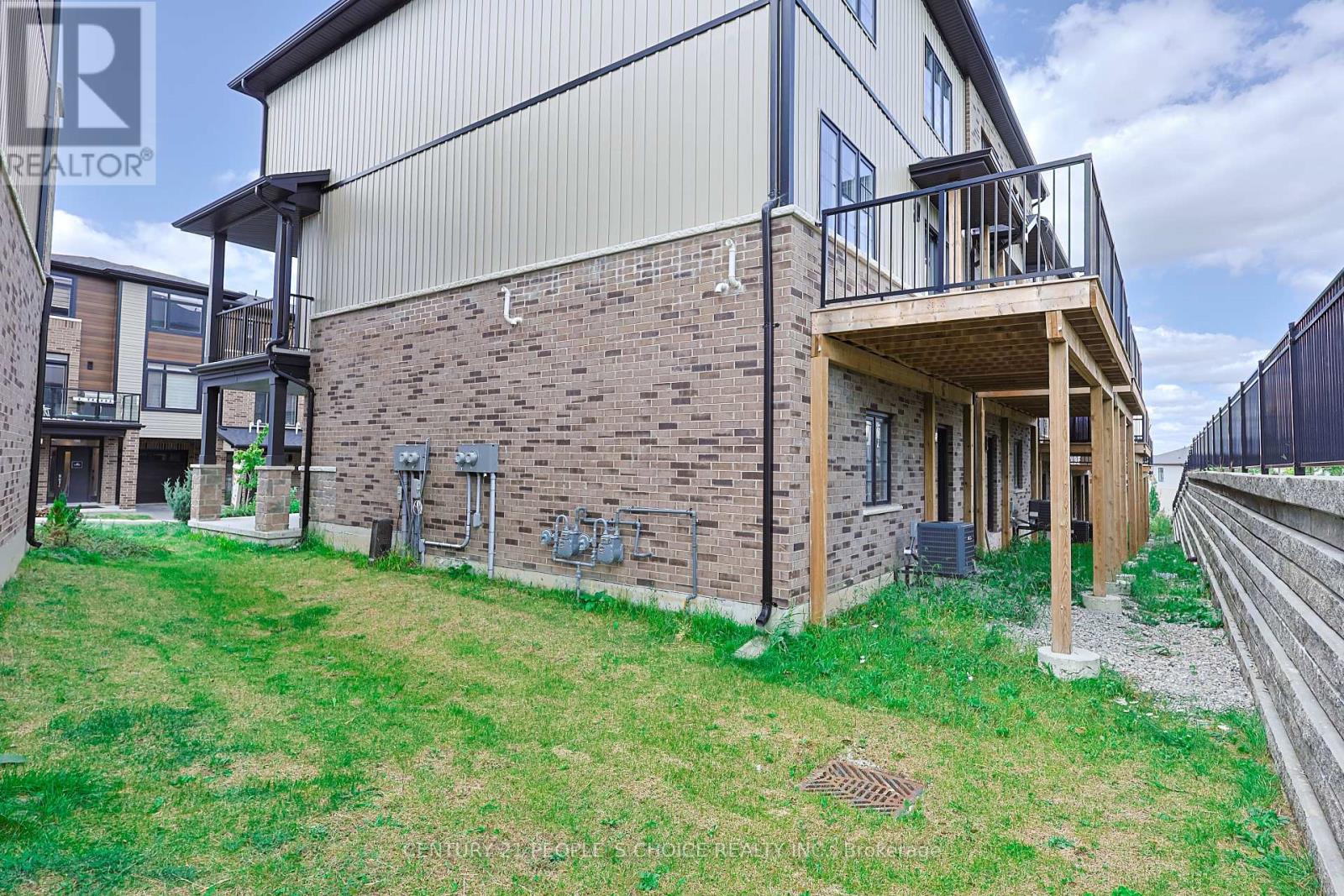 45 - 2610 Kettering Place, London South (South U), Ontario  N6M 0J4 - Photo 46 - X12445016