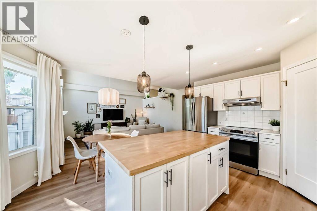 132 Hidden Valley Crescent Nw, Calgary, Alberta  T3A 4Z4 - Photo 11 - A2257775