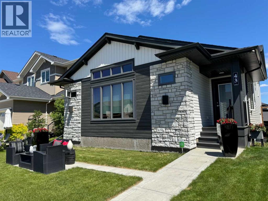 43 Windermere Close, Red Deer, Alberta  T4N 2J8 - Photo 2 - A2261818