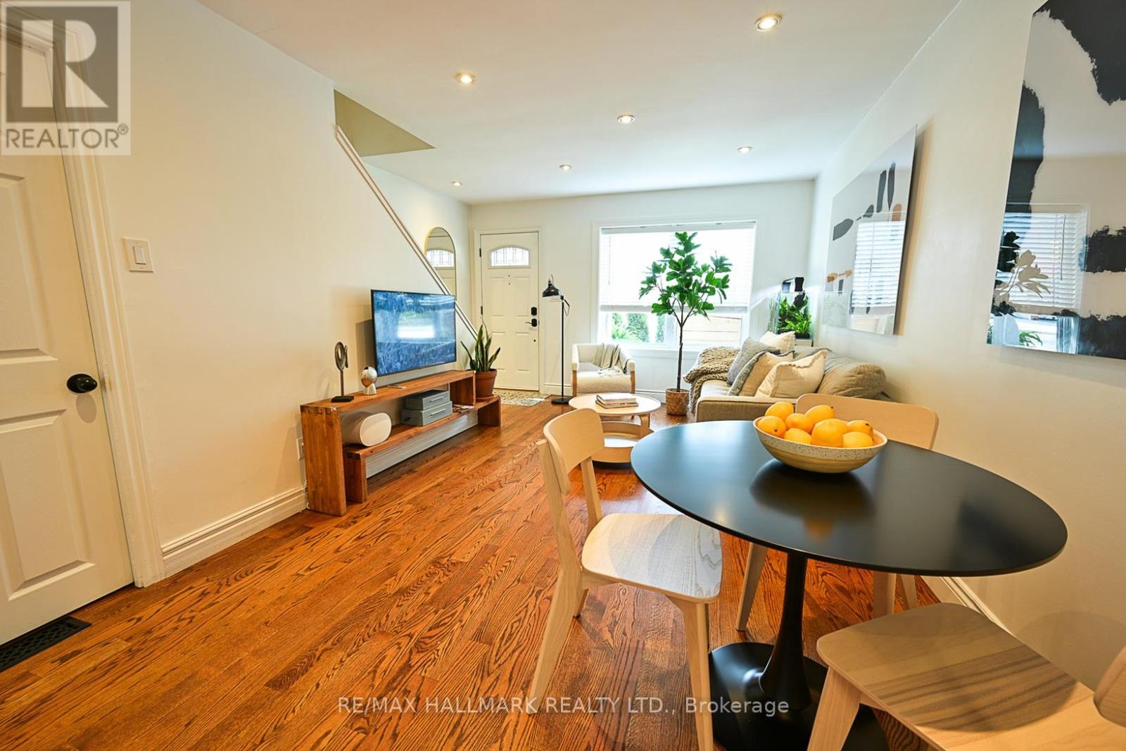 3318 Bathurst Street, Toronto, Ontario  M6A 2B6 - Photo 6 - C12425038