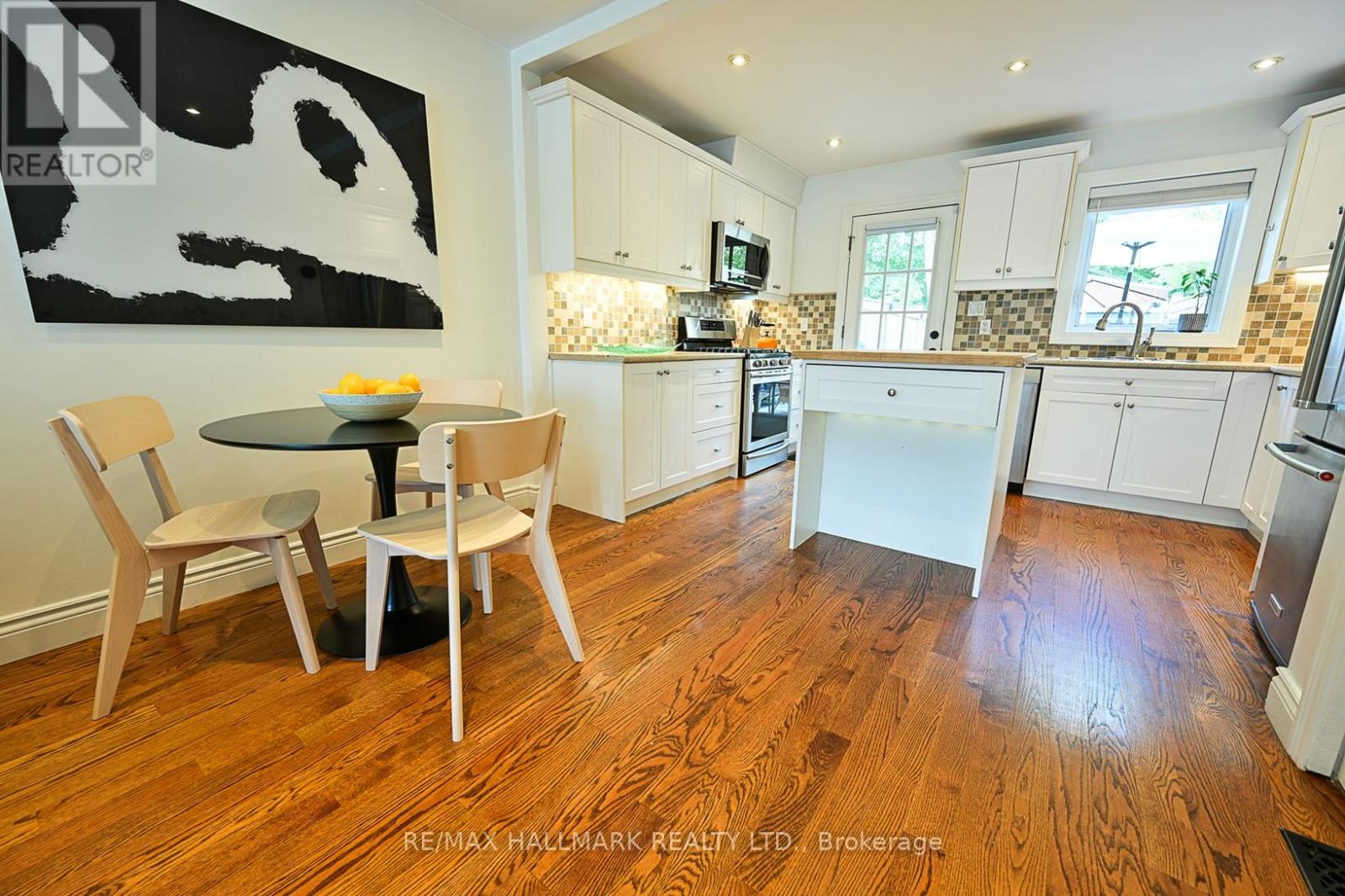 3318 Bathurst Street, Toronto, Ontario  M6A 2B6 - Photo 8 - C12425038