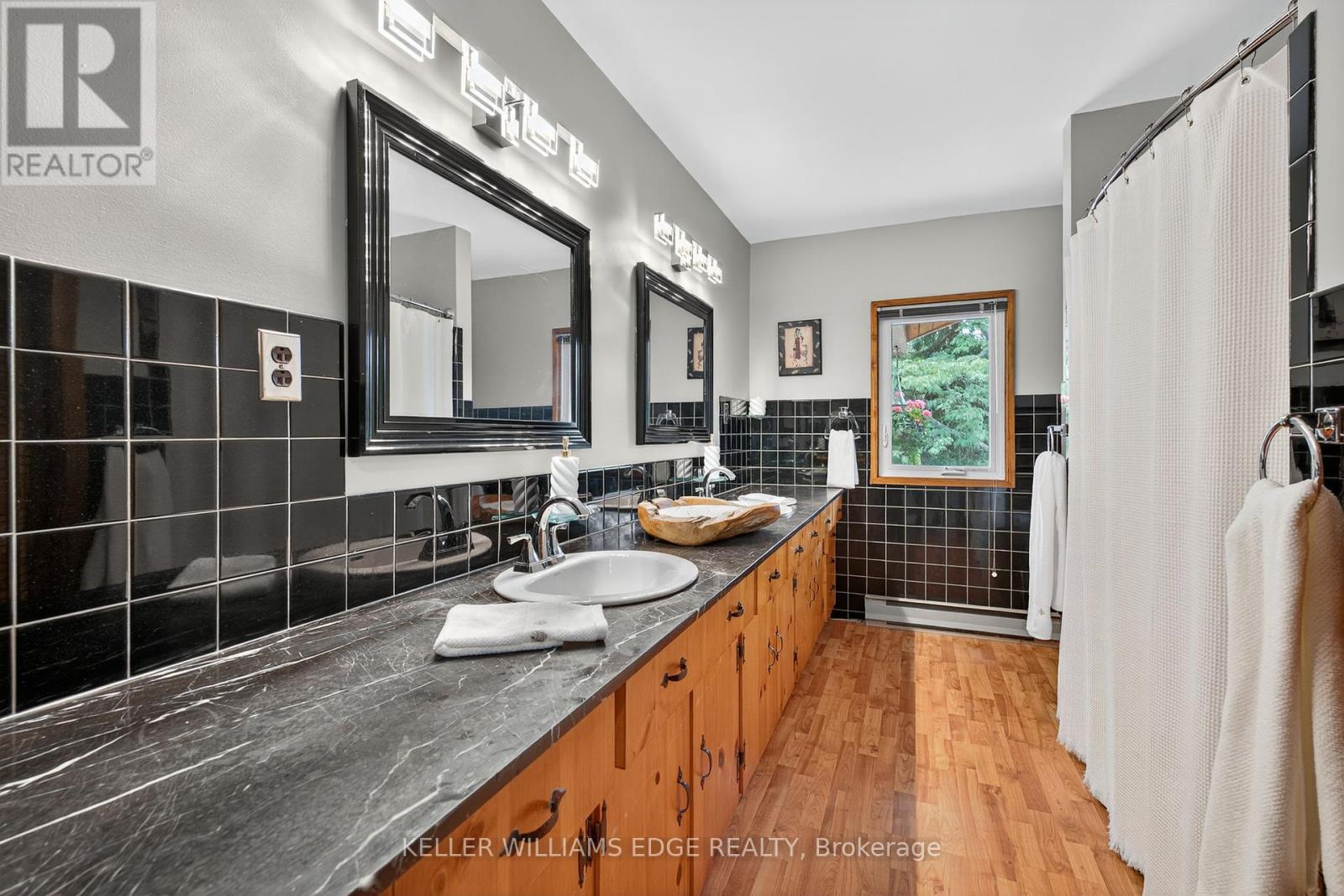 2360 8 Side Road, Burlington, Ontario  L7P 0M7 - Photo 25 - W12322127