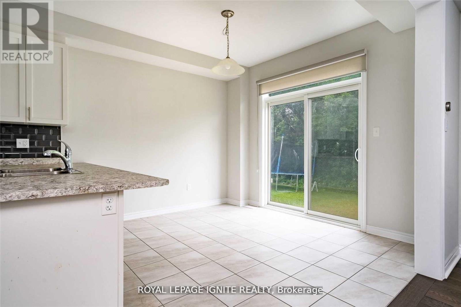 56 Kirby Avenue, Collingwood, Ontario  L9Y 3Y8 - Photo 12 - S12295832