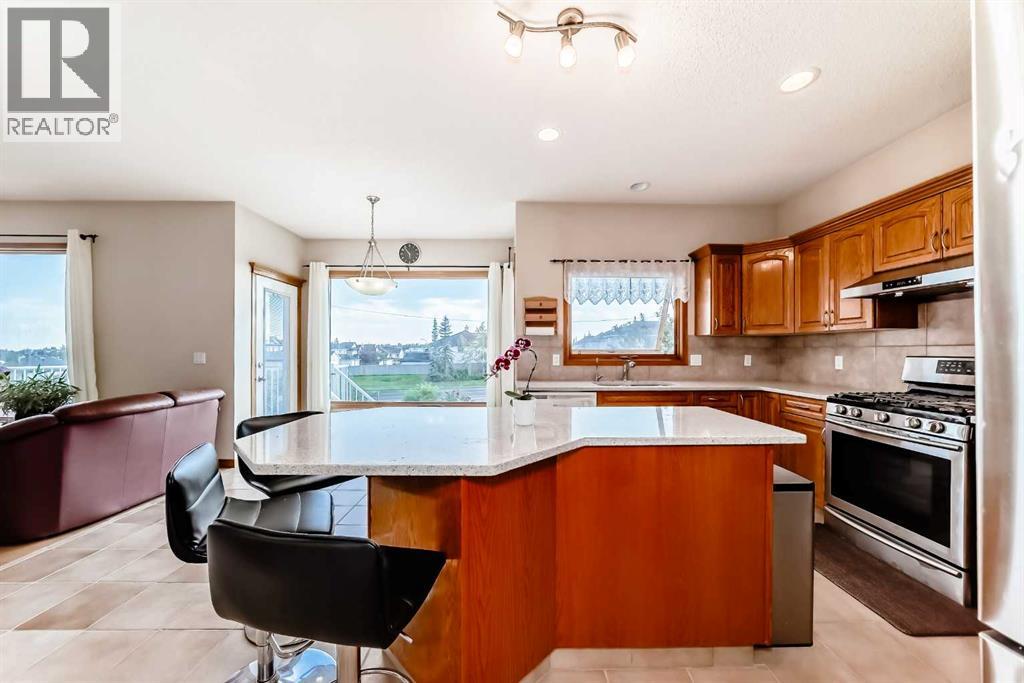 75 Hampstead Way Nw, Calgary, Alberta  T3A 6E5 - Photo 8 - A2251010