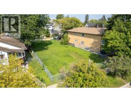 434 14 Avenue NE Renfrew