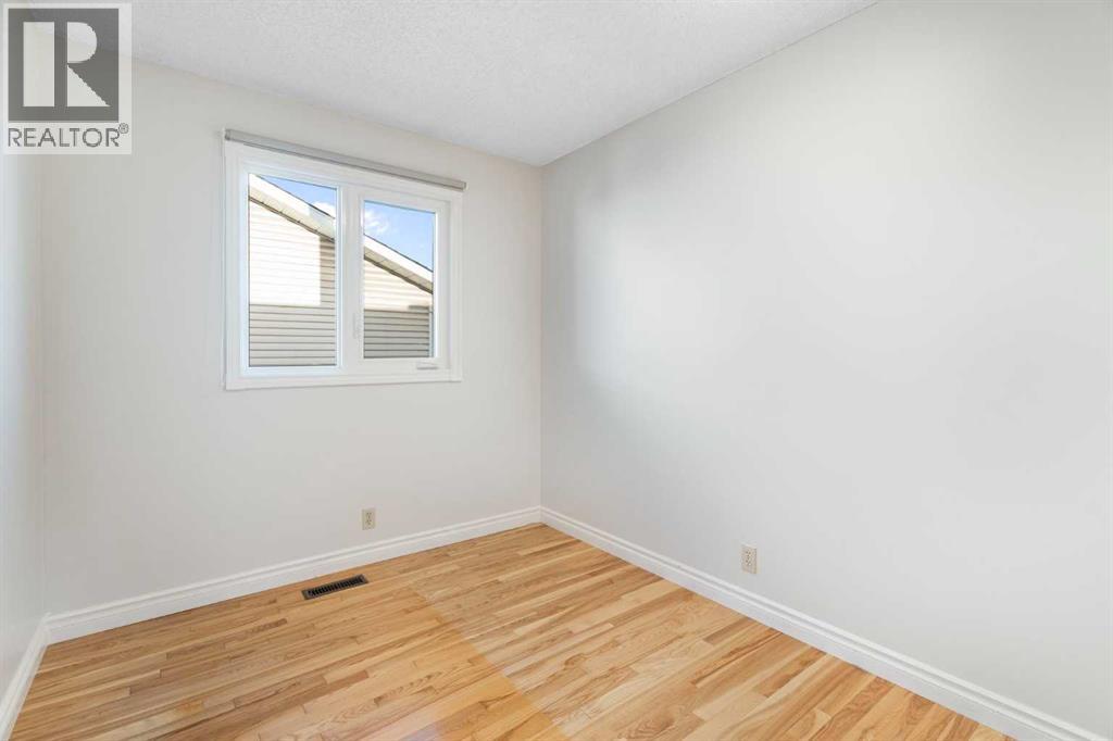 28 Whitworth Road Ne, Calgary, Alberta  T1Y 6A7 - Photo 14 - A2261737