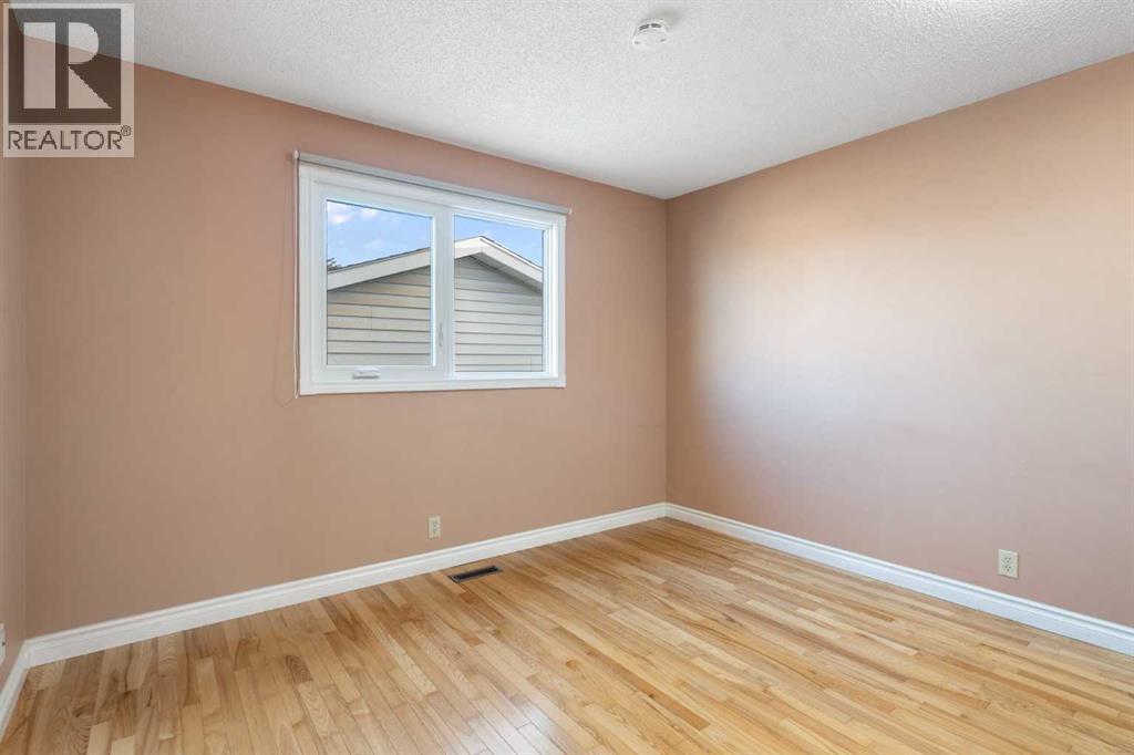 28 Whitworth Road Ne, Calgary, Alberta  T1Y 6A7 - Photo 17 - A2261737