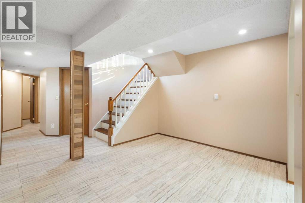 28 Whitworth Road Ne, Calgary, Alberta  T1Y 6A7 - Photo 30 - A2261737