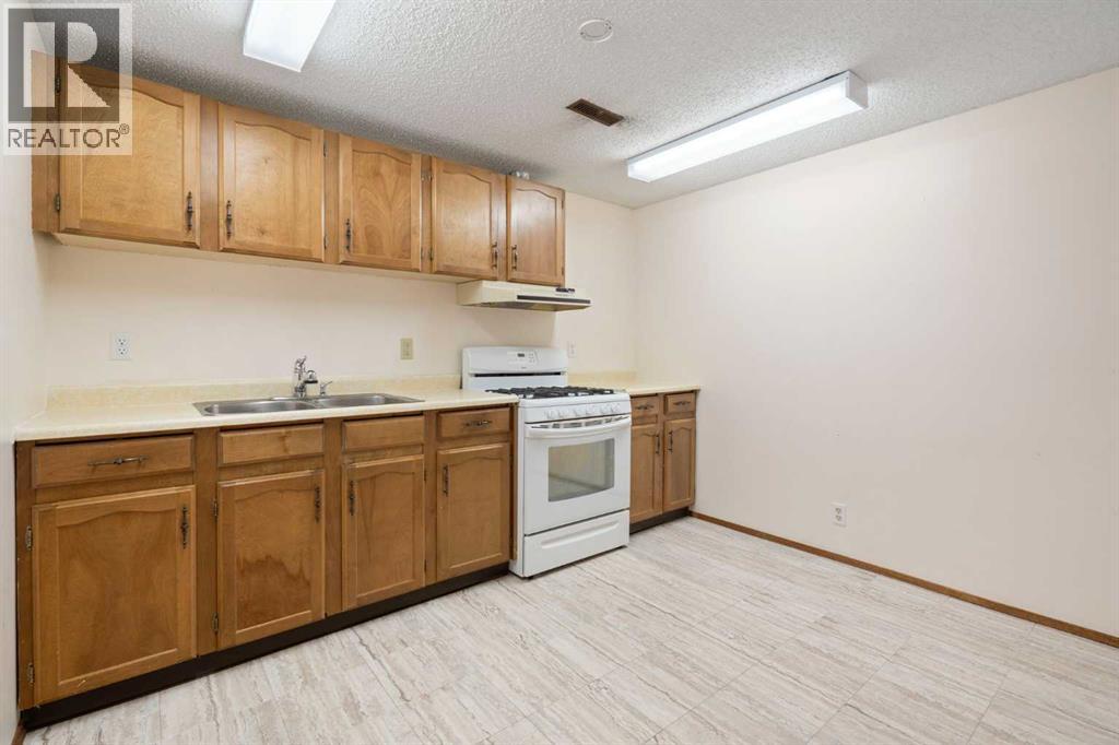 28 Whitworth Road Ne, Calgary, Alberta  T1Y 6A7 - Photo 34 - A2261737