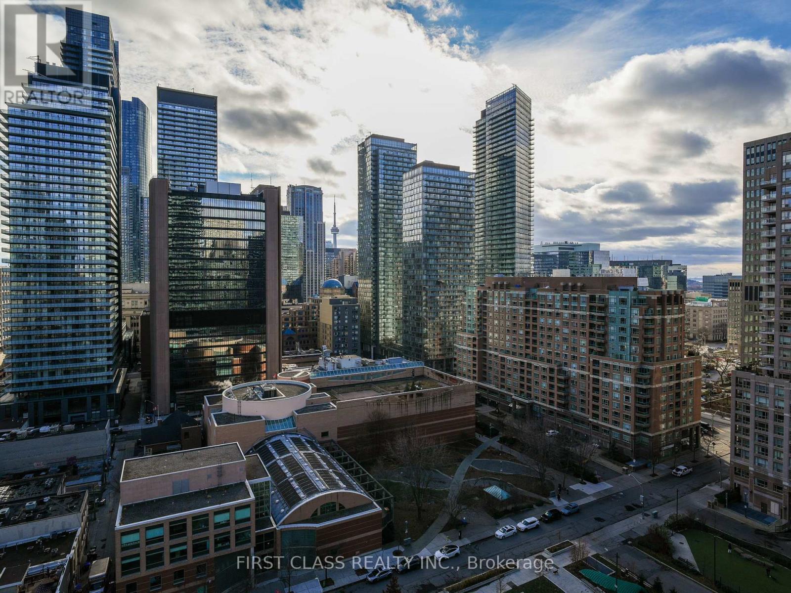 1404 - 11 Wellesley Street W, Toronto (Bay Street Corridor), Ontario  M4Y 0G4 - Photo 29 - C12445086