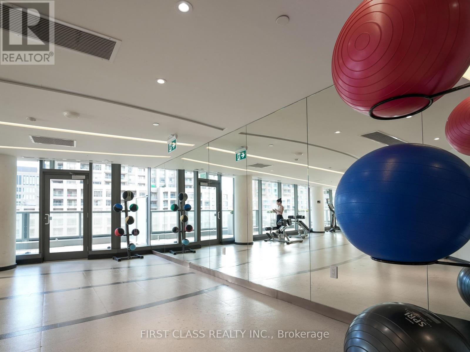 1404 - 11 Wellesley Street W, Toronto (Bay Street Corridor), Ontario  M4Y 0G4 - Photo 36 - C12445086
