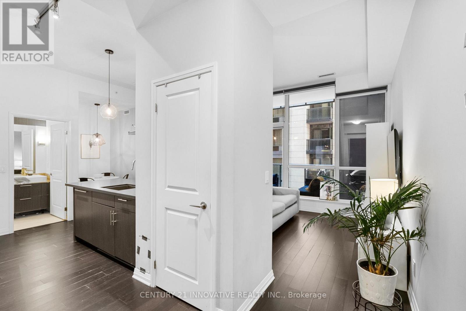 507 - 8 Mercer Street, Toronto (Waterfront Communities), Ontario  M5V 0C4 - Photo 7 - C12445088