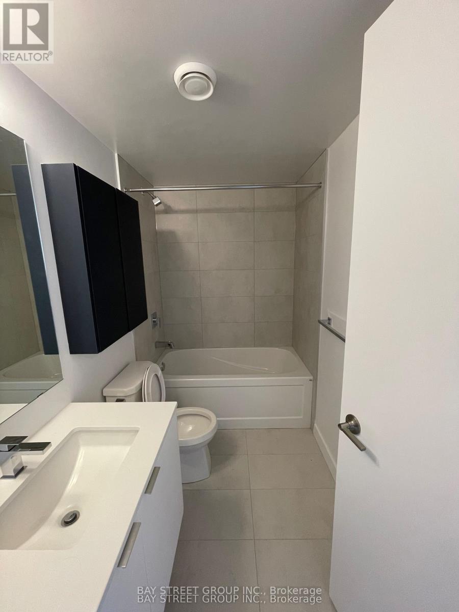 901 - 8 Tippett Road, Toronto, Ontario  M3H 0E7 - Photo 12 - C12445117
