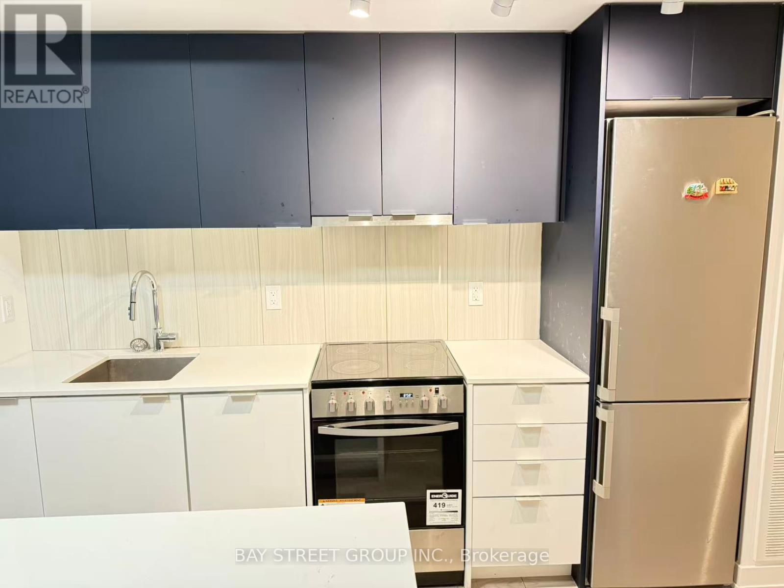 901 - 8 Tippett Road, Toronto, Ontario  M3H 0E7 - Photo 3 - C12445117