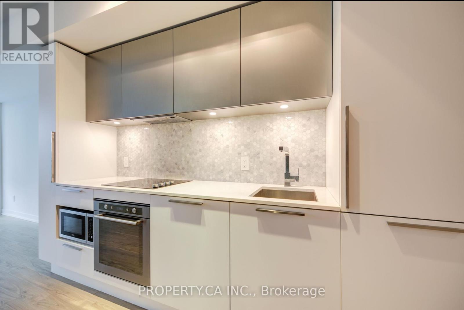 1701 - 85 Wood Street, Toronto, Ontario  M4Y 0E8 - Photo 3 - C12445121