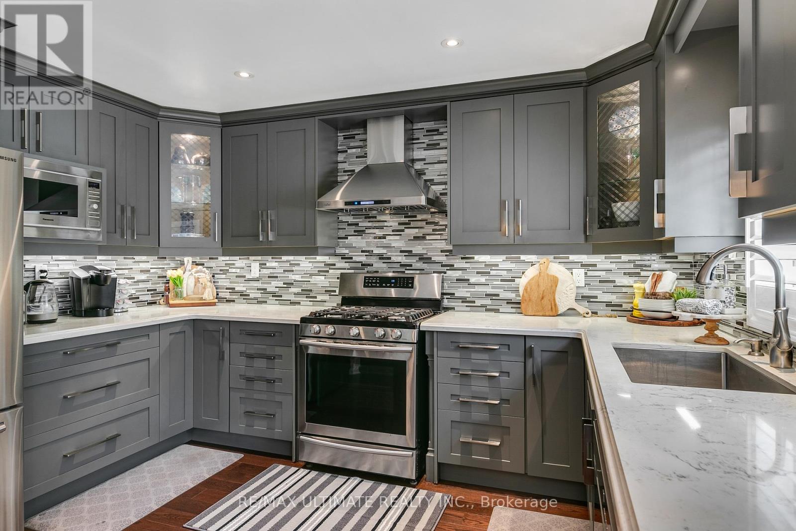 77 Morningview Trail, Toronto (Rouge), Ontario  M4G 3C1 - Photo 12 - E12445096
