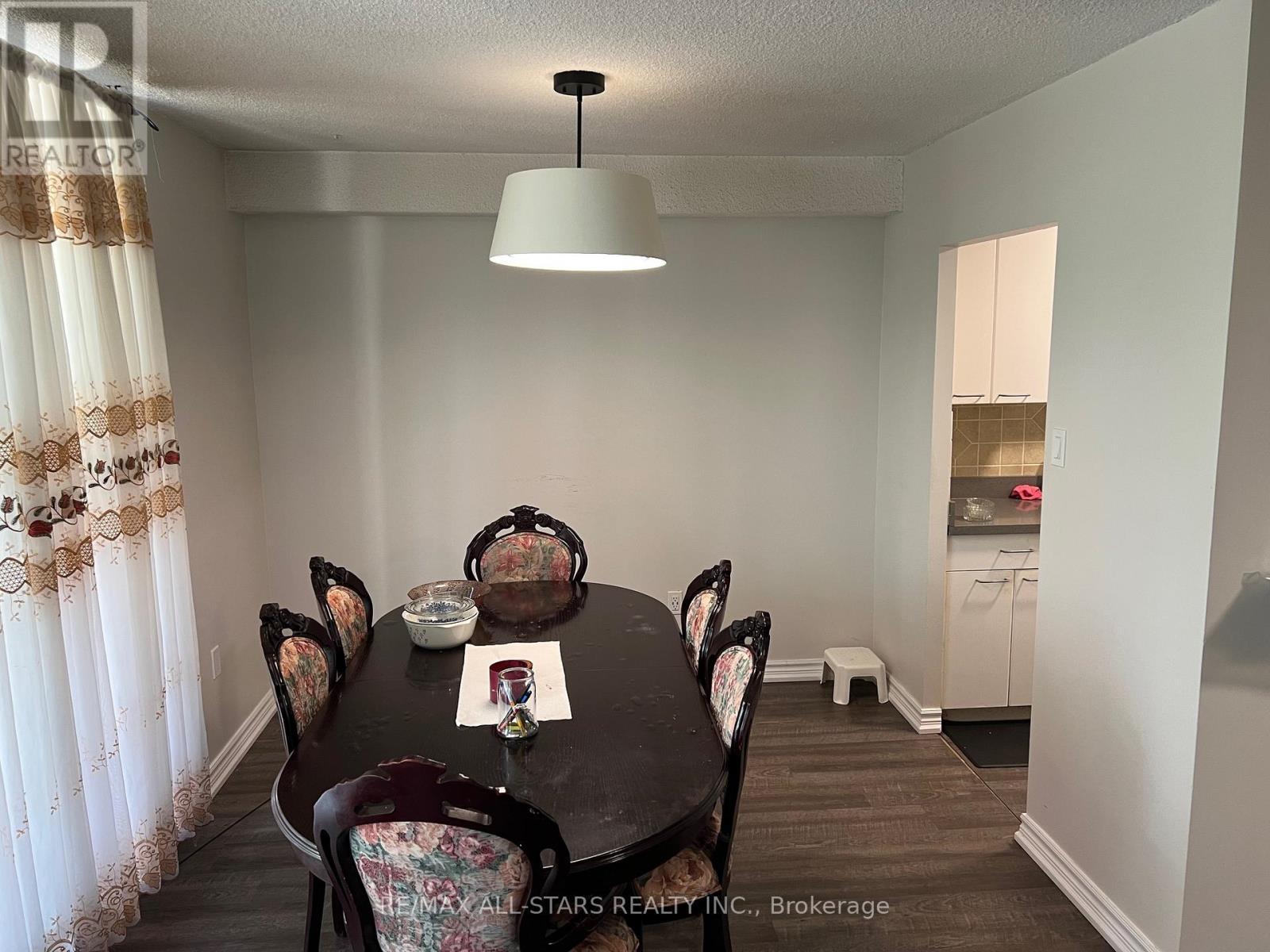 310 - 100 Prudential Drive, Toronto (Dorset Park), Ontario  M1P 4V4 - Photo 3 - E12445108