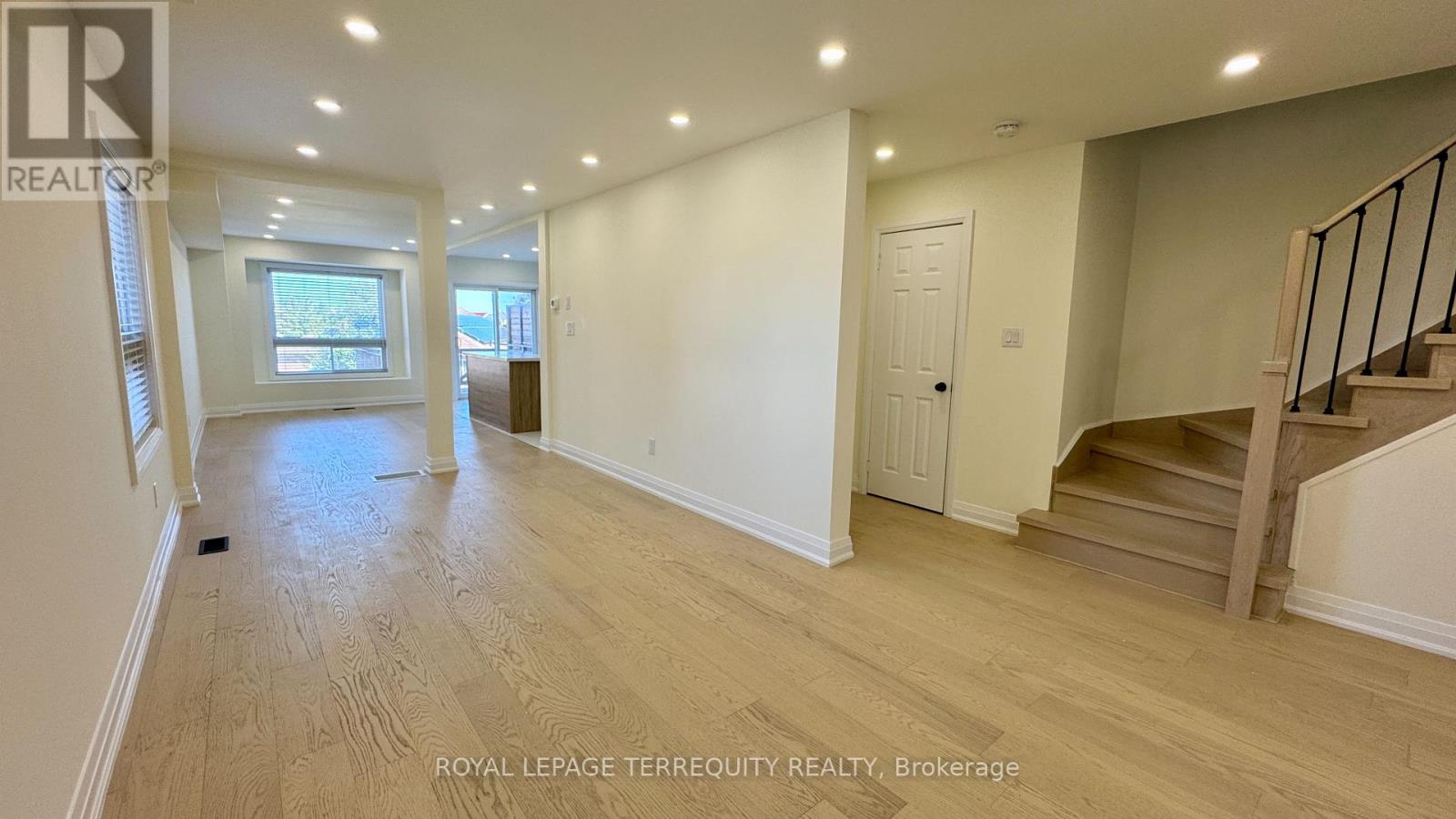 95 Tiller Trail, Brampton, Ontario  L6X 4S7 - Photo 12 - W12439698