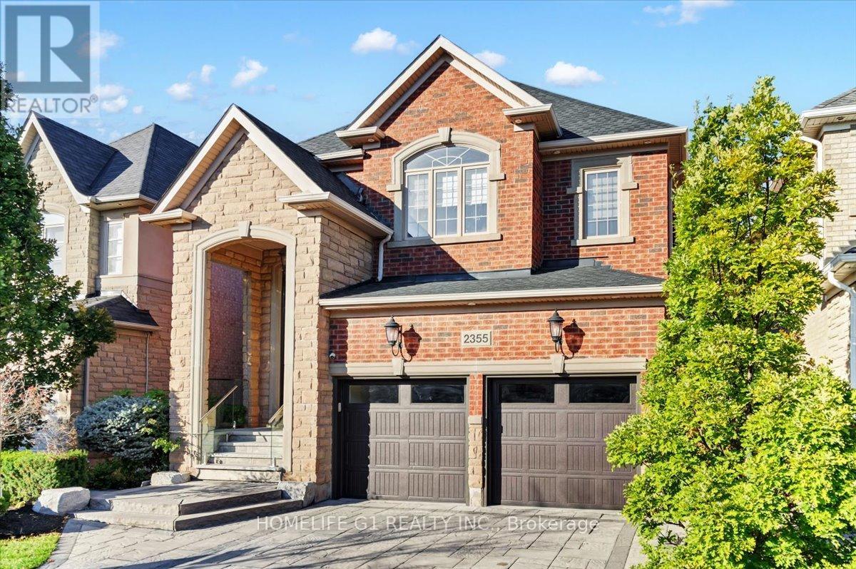 2355 North Ridge Trail, Oakville, Ontario  L6H 0A8 - Photo 2 - W12444893