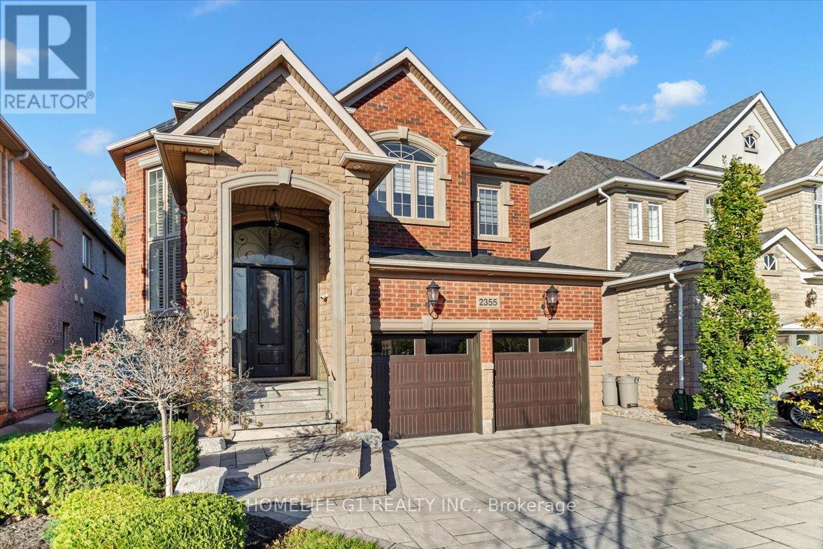2355 North Ridge Trail, Oakville, Ontario  L6H 0A8 - Photo 3 - W12444893